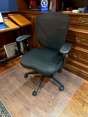Staples Berwood Mesh/Fabric Task Chair