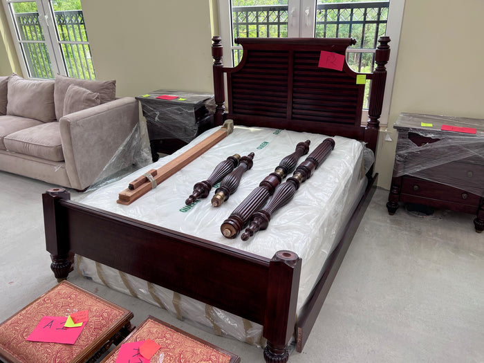 National Geographic Home Collection Crafted by Lane Home Furnishings- Queen 4 Poster Bed