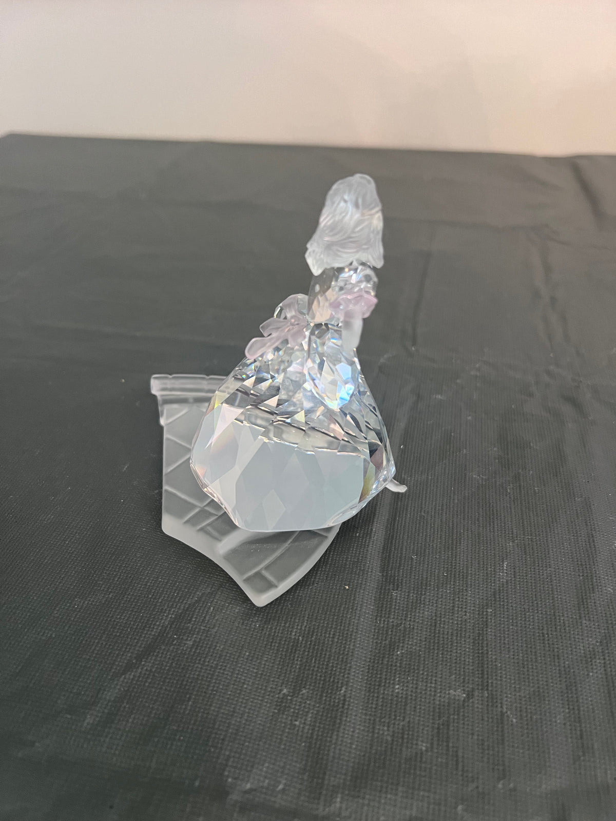 Swarovski Crystal Disney Cinderella #255108 (**does not include slipper, box and sleeve)