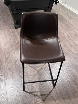 Bar Dining Table + 6 Structube Hayden Counter Stools