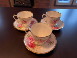 Royal Albert Bone China 'American Beauty' Cups & Saucers