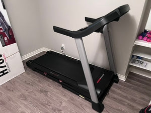 LIKE NEW Healthrider H70T Folding Treadmill