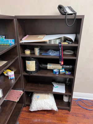 2 Bookshelves