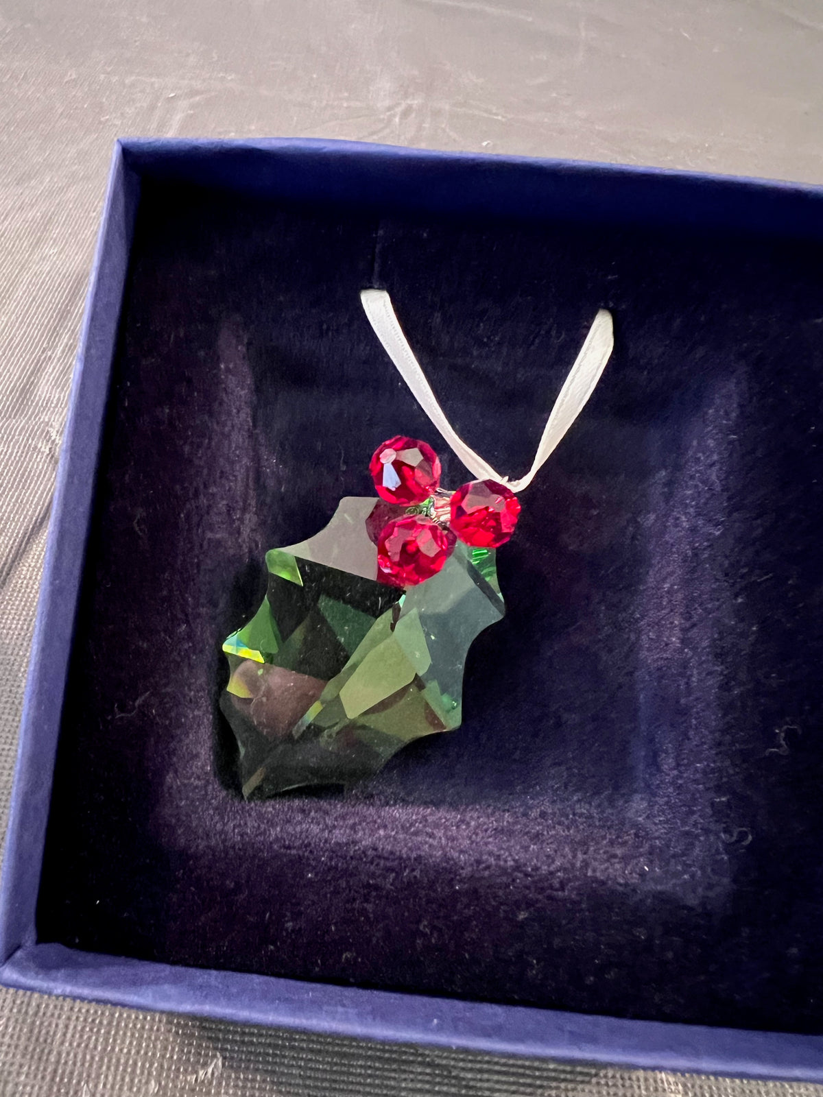 Swarovski Crystal Christmas Holly Leaf Ornament #870001