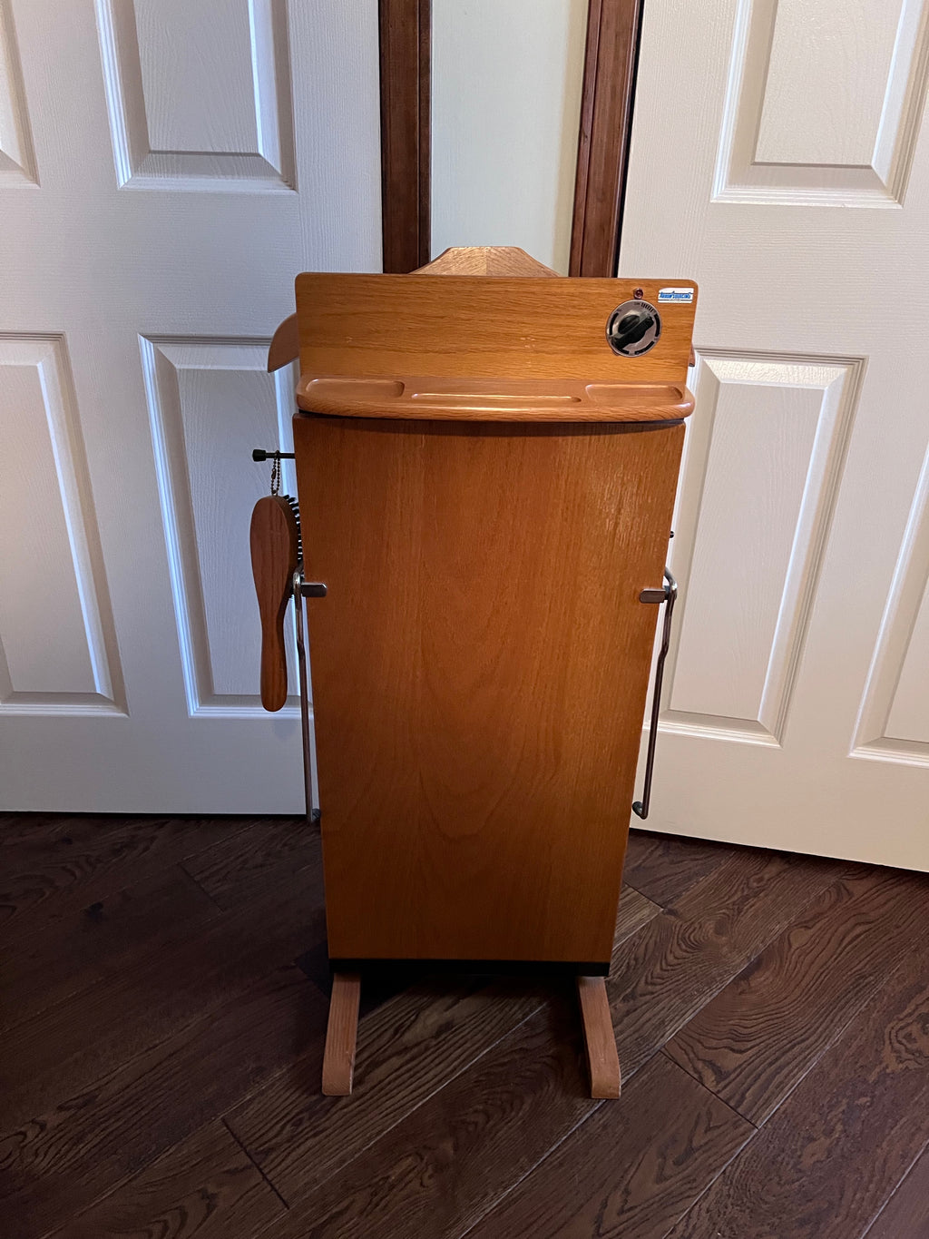 Vintage Arrow Sourcing Ltd. 'LR 84745' Pant Press
