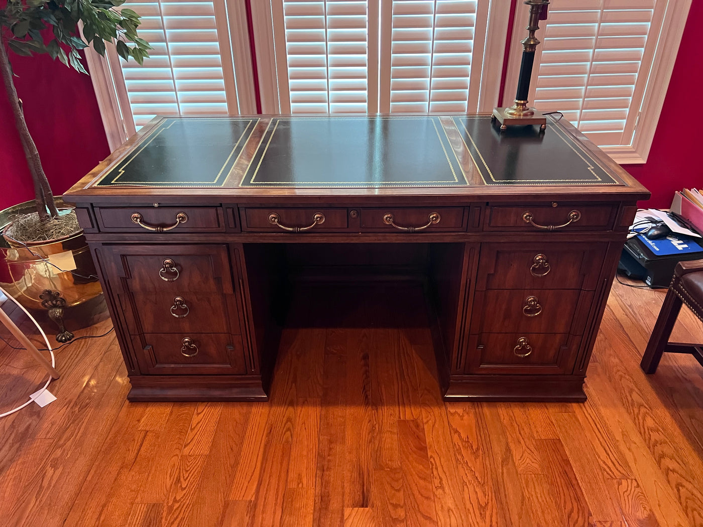 Leather top on sale executive desk