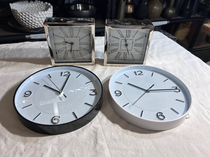 Decorative Clocks Lot (battery operated)