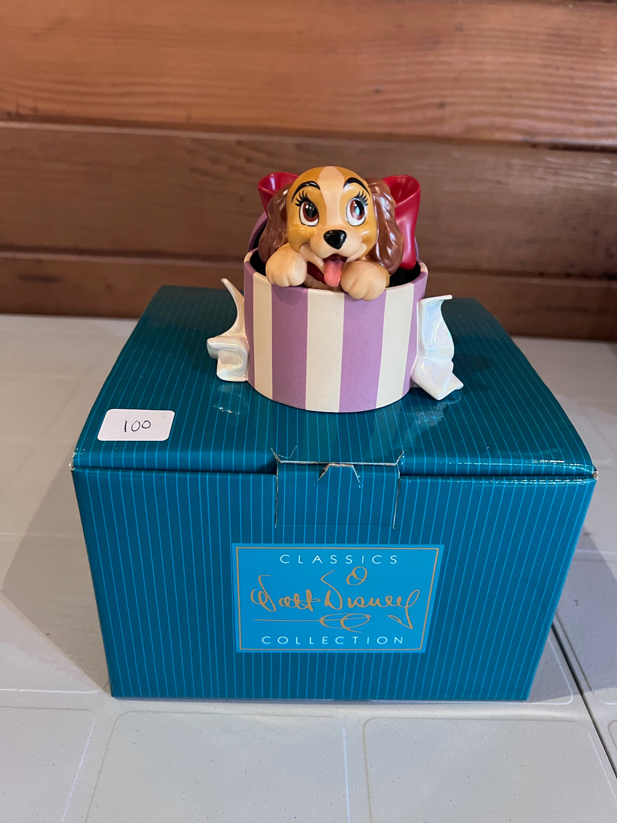 WDCC Walt Disney Classics Collection Lady and the Tramp "A Perfectly Beautiful Little Lady" (*box and certificate)