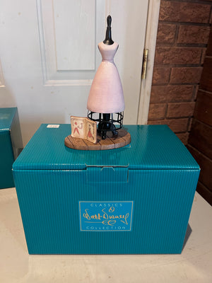 WDCC Walt Disney Classics Collection Cinderella "Dress Mannequin" (*box and certificate)