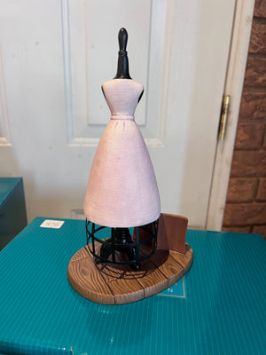 WDCC Walt Disney Classics Collection Cinderella "Dress Mannequin" (*box and certificate)