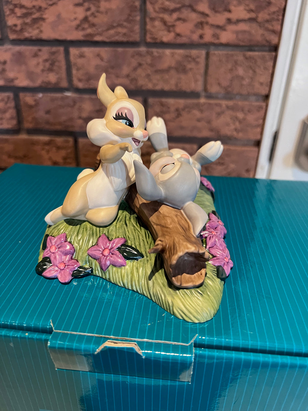 WDCC Walt Disney Classics Collection Bambi Thumper & Miss Bunny "Twitterpated in the Springtime" (*box and certificate)