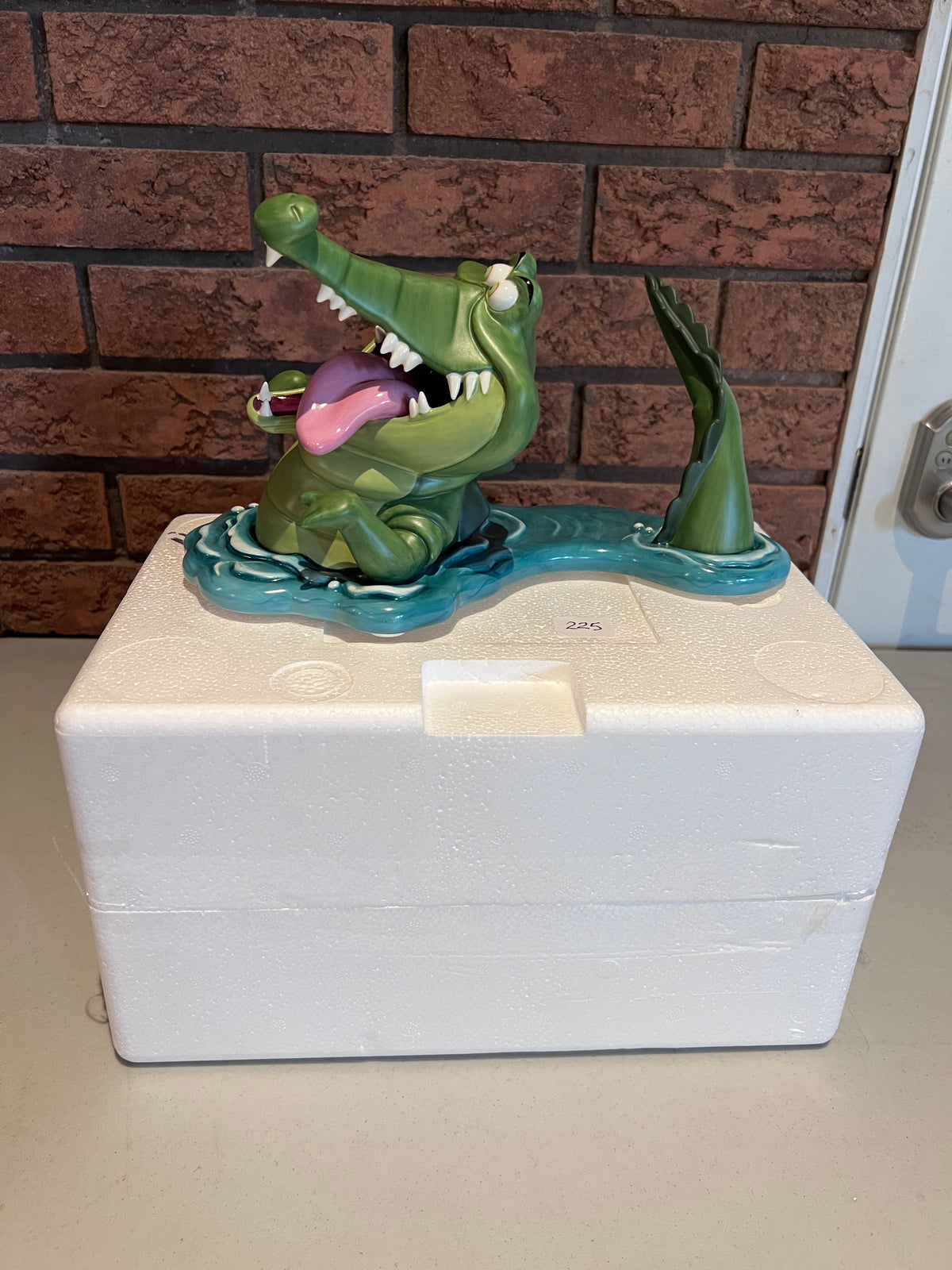 WDCC Walt Disney Classics Collection Peter Pan "Tick-Tock, Tick-Tock" (*NO BOX, NO CERTIFICATE)