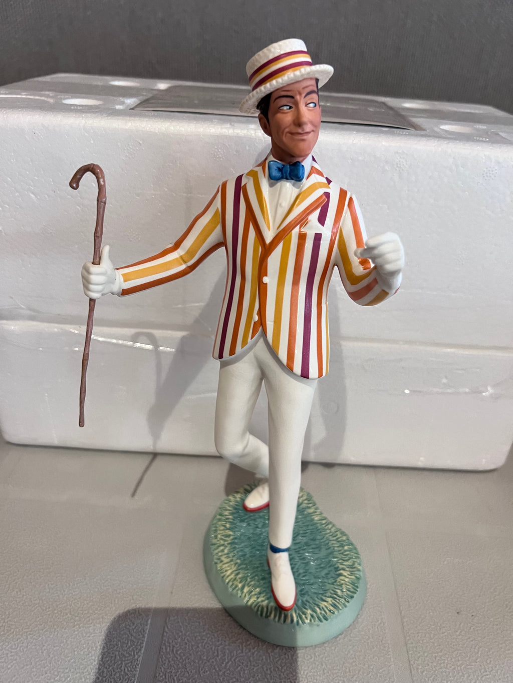 WDCC Walt Disney Classics Collection Mary Poppins Bert "Feeling Grand" (*certificate only)