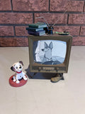 WDCC Walt Disney Classics Collection 101 Dalmatians Lucky and TV "Come on Lucky..." (*no box, no certificate)