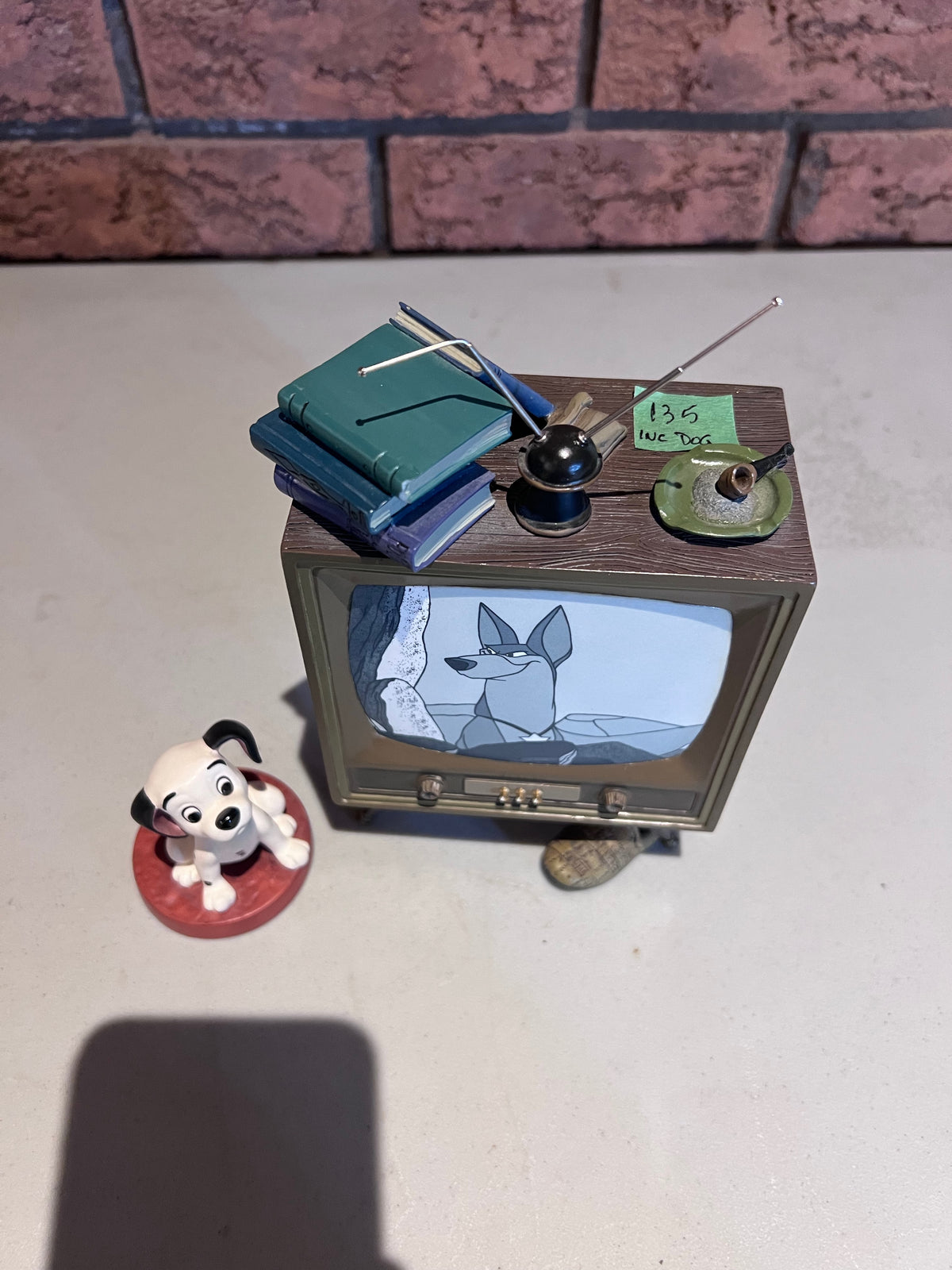 WDCC Walt Disney Classics Collection 101 Dalmatians Lucky and TV "Come on Lucky..." (*no box, no certificate)