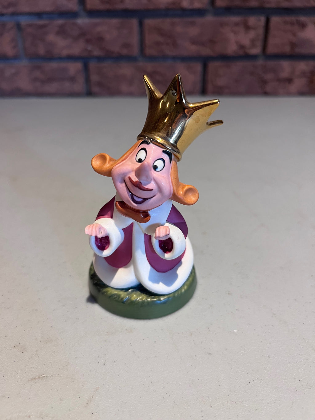 WDCC Walt Disney Classics Collection Alice in Wonderland King of Hearts "...and the King." (*no box, no certificate)