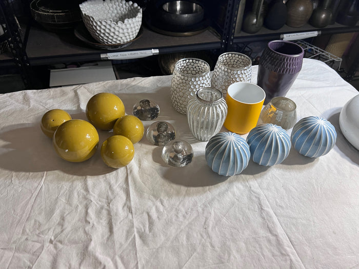 Miscellaneous Decor Lot