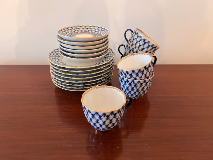 6 Cobalt Blue LOMONOSOV Hand decorated 1744 St. Petersburg Russia Cups & Saucers