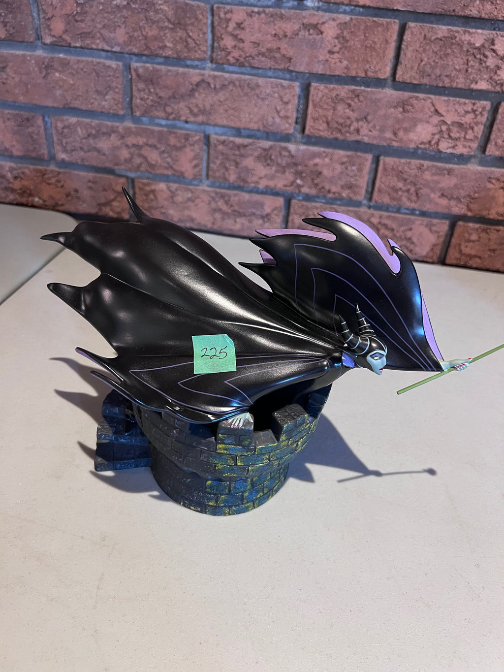 WDCC Walt Disney Classics Collection Sleeping Beauty Maleficent "The Mistress of all Evil" (*no box, no certificate)