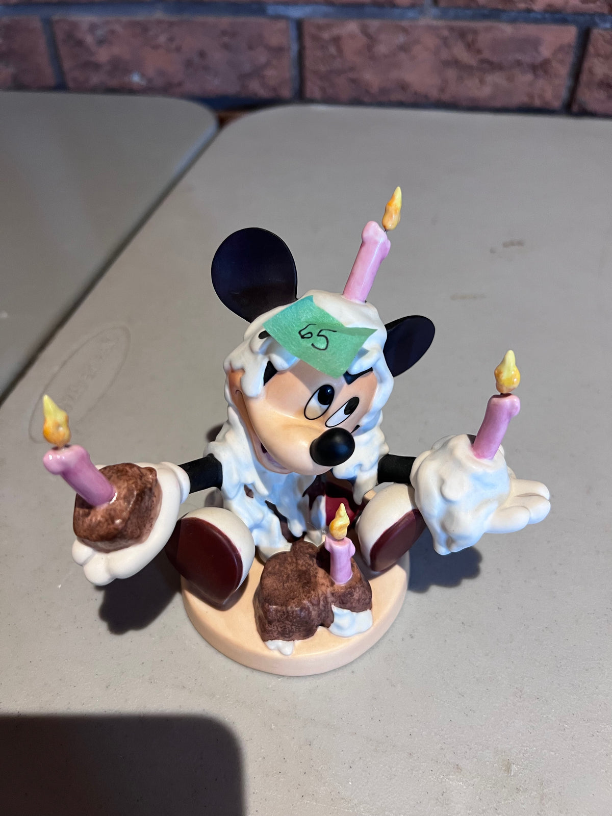 WDCC Walt Disney Classics Collection Mickey's Birthday Party "Happy Birthday!" (*no box, no certificate)