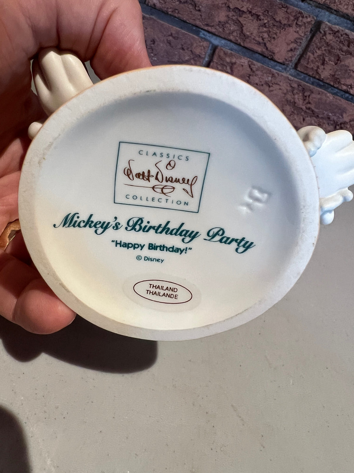WDCC Walt Disney Classics Collection Mickey's Birthday Party "Happy Birthday!" (*no box, no certificate)