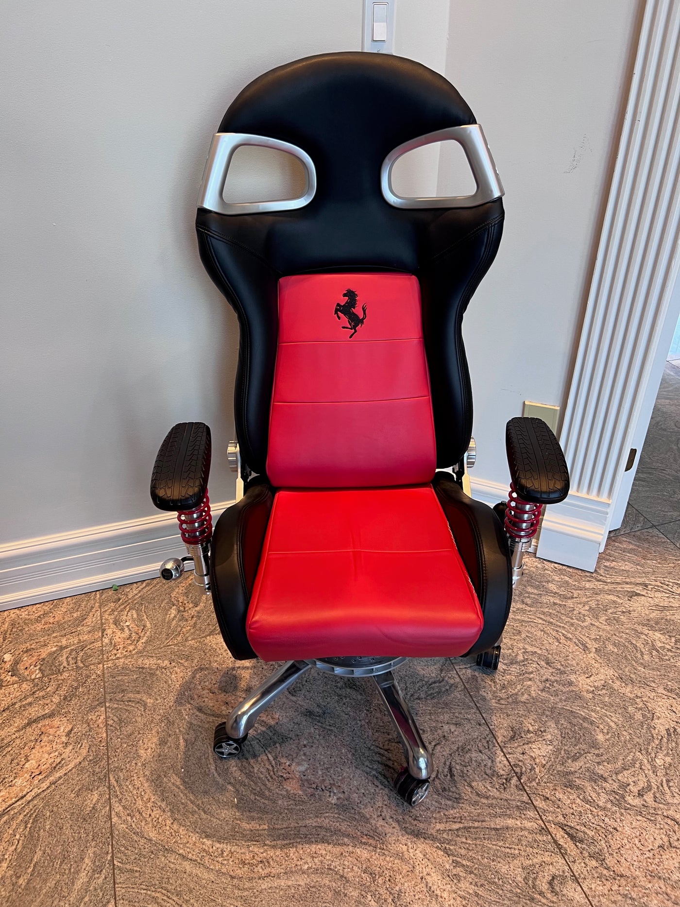 Pitstop Furniture Ferrari LXE Race Inspired Office Chair retail 1 400