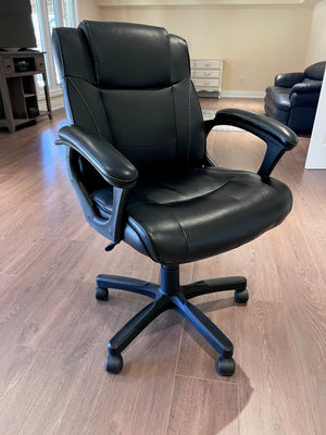 Bonded Leather Manager Chair, Black