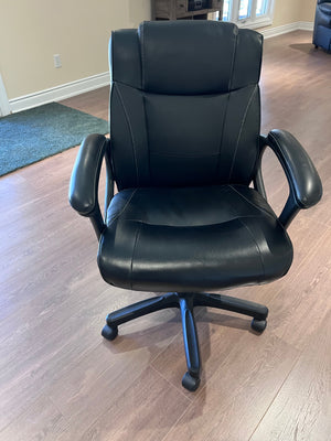 Bonded Leather Manager Chair, Black