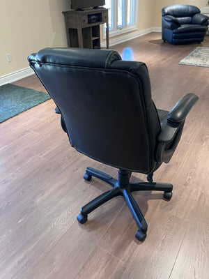 Bonded Leather Manager Chair, Black
