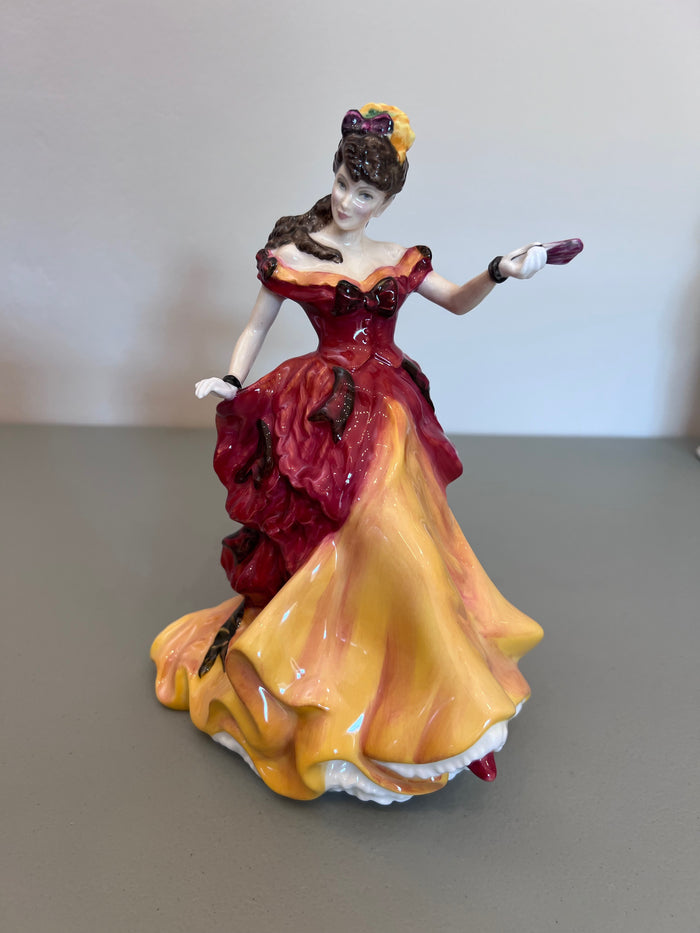 Royal Doulton Figurine 'Figure of the Year 1996' Belle HN 3703