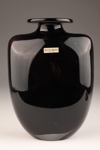 Kosta Boda Amethyst Shoulder Vase by Kjell Engman