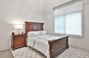 Thomasville Fredericksburg Queen Bed