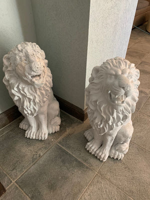 2 Indoor/Outdoor Plaster Lions
