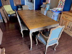 "Interior Crafts Chicago" Carved Solid Wood Dining Table + 6 Chairs