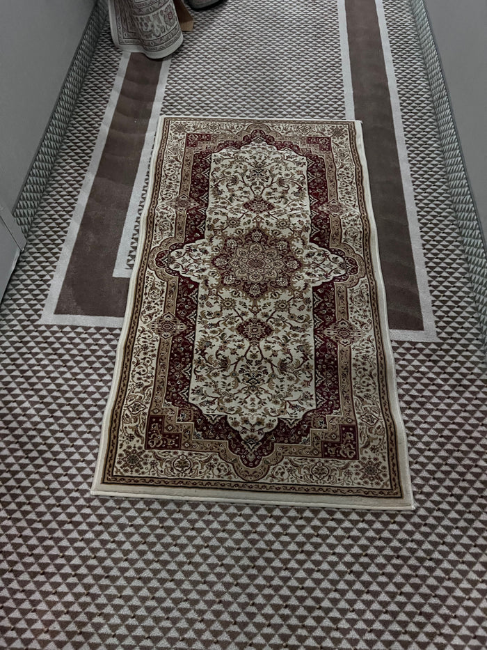 Hollywood Elegant 13 Rug- 3x5ft (Retail $230)