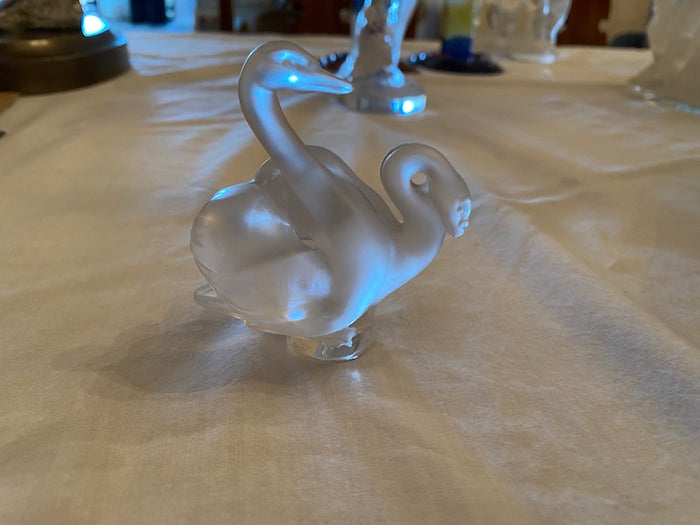 Lalique Crystal Frosted Double Swan