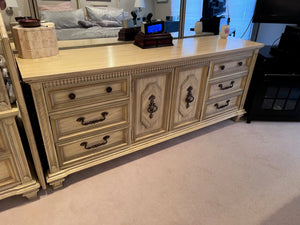 Vintage 'Stanley Furniture' Dresser