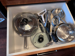 Pots, Pans & Kitchen Utensil Lot