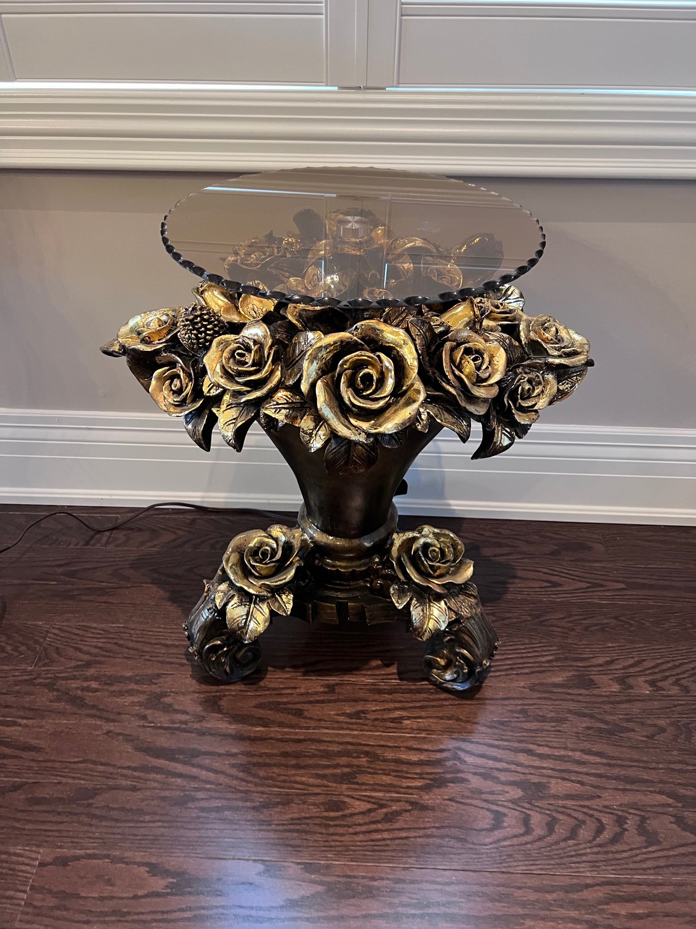 Gold Wood Roses, Glass Top Accent Table – Sell My Stuff Canada - Canada ...
