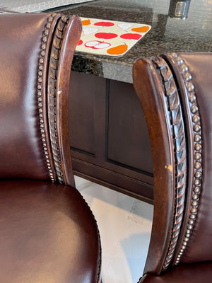 4 Ashley Furniture North Shore Counter Height Bar Stools