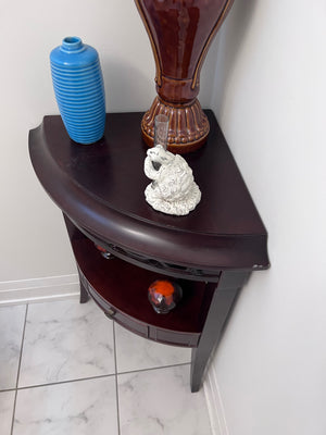 Bombay Company Corner Table