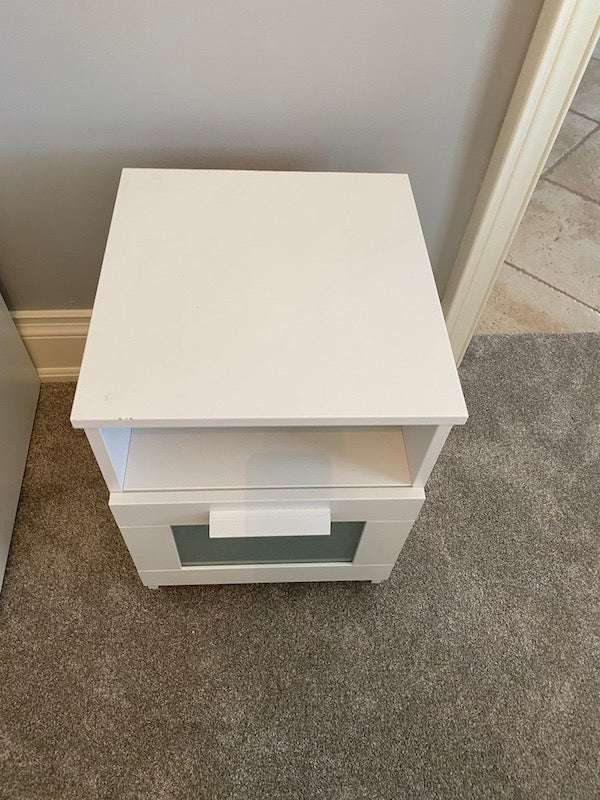 Brimnes nightstand white deals