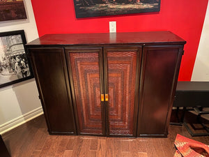 Entertainment Console, Bi-Fold Doors