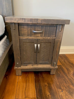 2 Mennonite Made Night Stands