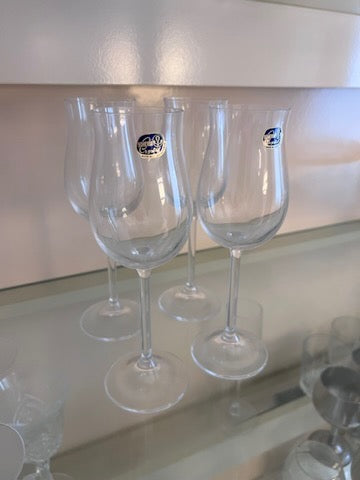 4 Bohemia Crystal Wine Glasses – Sell My Stuff Canada - Canada's Content  and Estate Sale Specialists