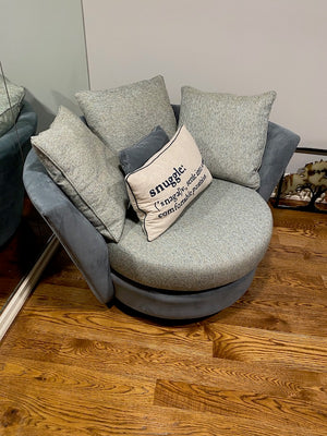Decor-Rest Round Swivel Cuddler Chair
