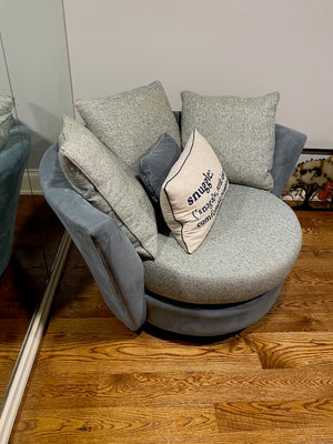 Decor-Rest Round Swivel Cuddler Chair