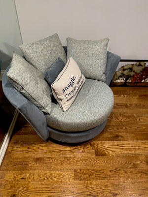 Decor-Rest Round Swivel Cuddler Chair
