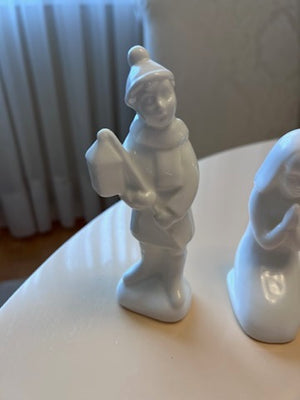 2 Royal Doulton Figurines- 'Images- Christmas Choir' & 'Images- Amen'