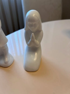 2 Royal Doulton Figurines- 'Images- Christmas Choir' & 'Images- Amen'